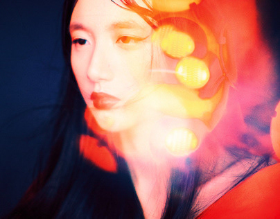 Вооружённые люди штурмовали российский завод, люди слышали взрывы