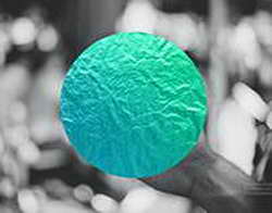 Закрытый светский показ Красного шелка прошел в кинотеатре Октябрь